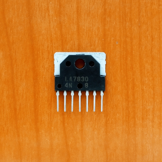 LA7830