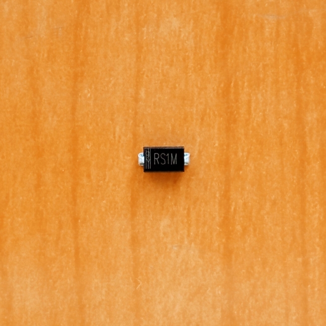 RS1M (1000V, 1A) SMD
