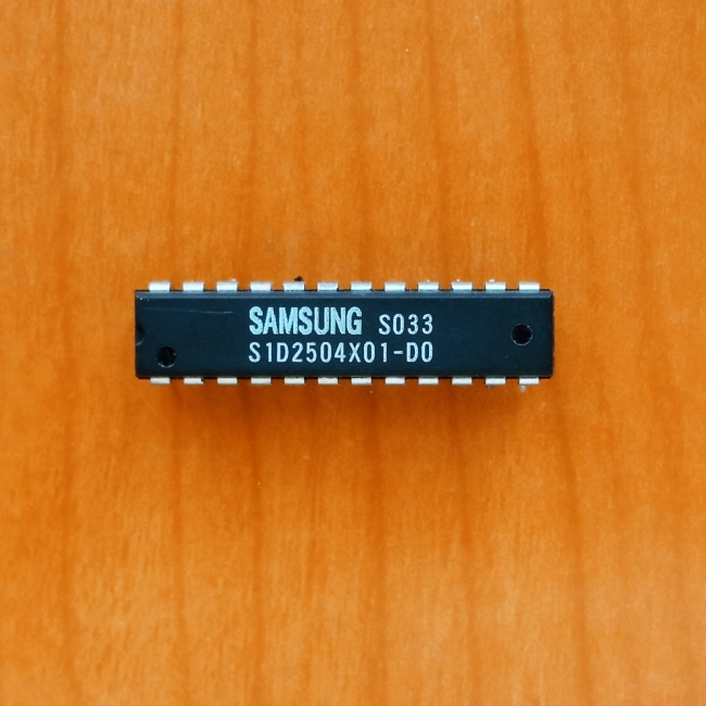 S1D2504X01-D0
